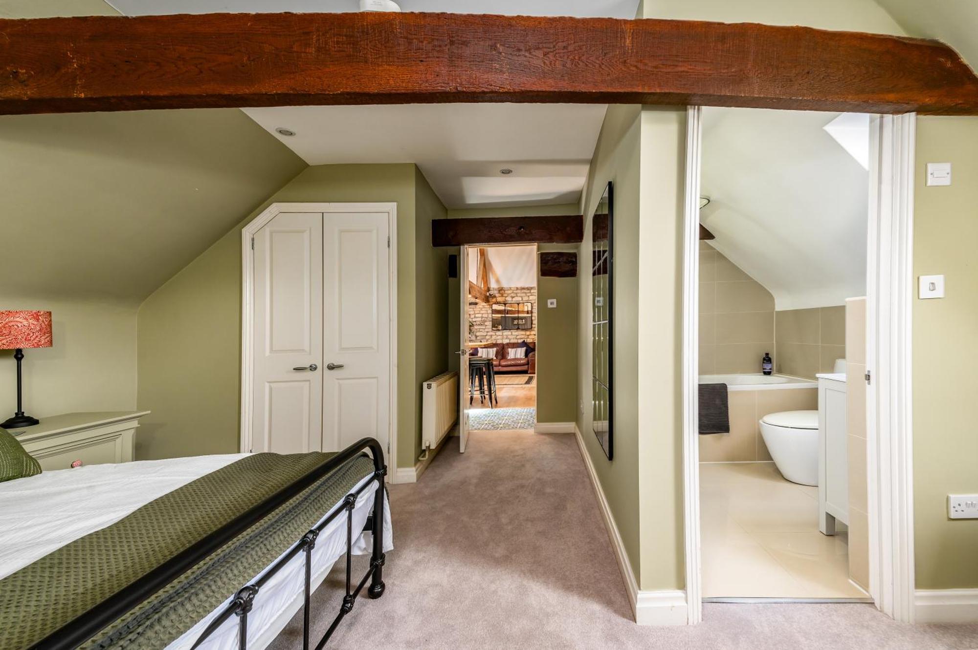 Stylish Central 6 Bedroom Converted Granary Stamford Exterior photo