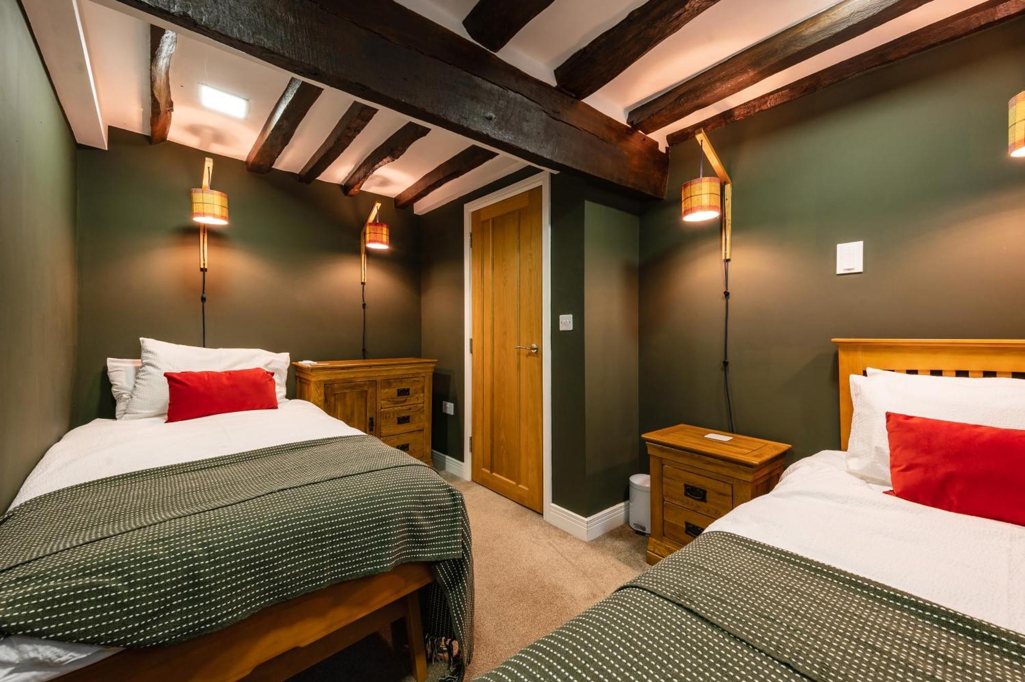 Stylish Central 6 Bedroom Converted Granary Stamford Exterior photo