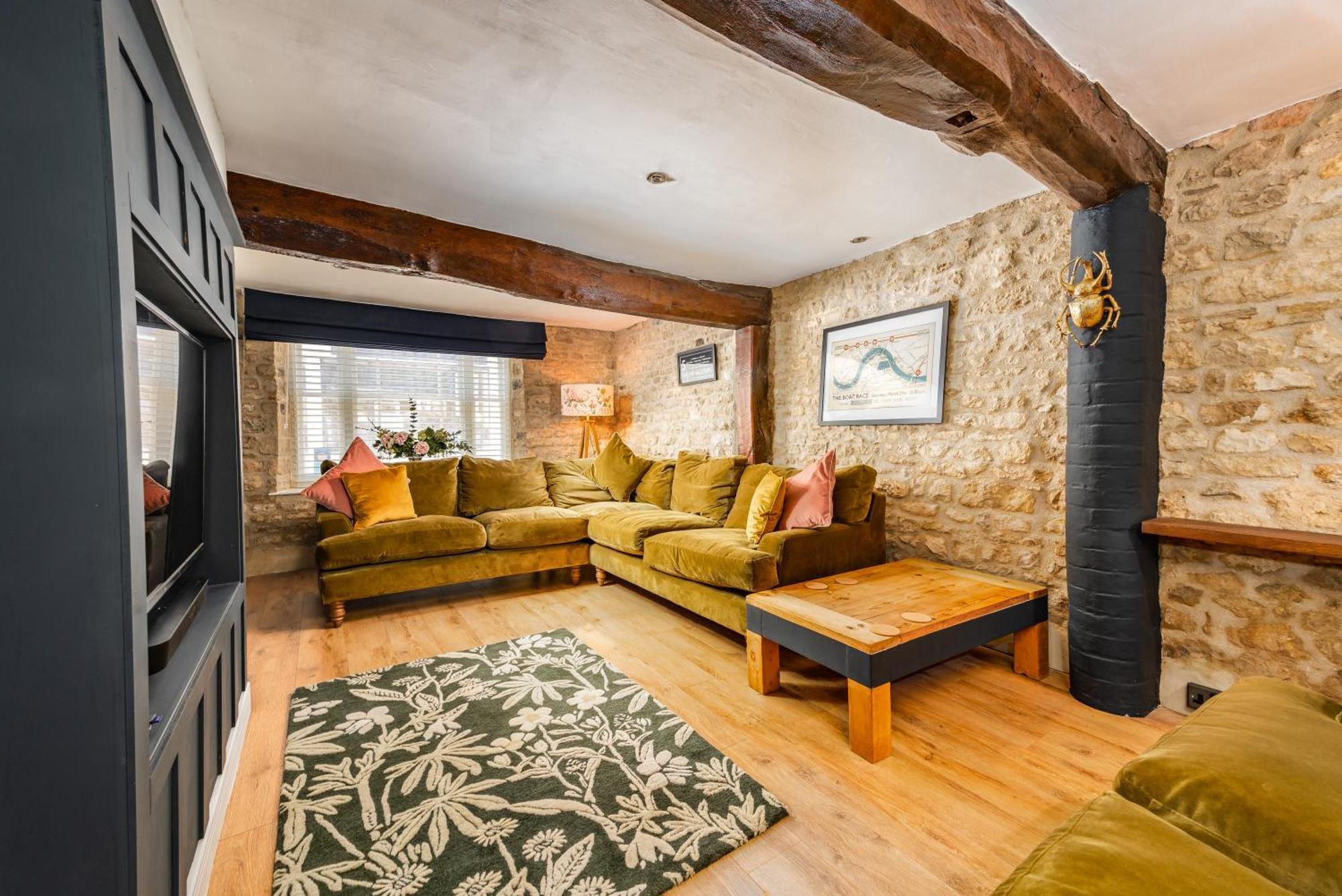 Stylish Central 6 Bedroom Converted Granary Stamford Exterior photo